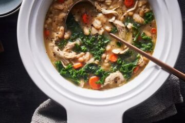 Slow-Cooker Chicken & White Bean Stew